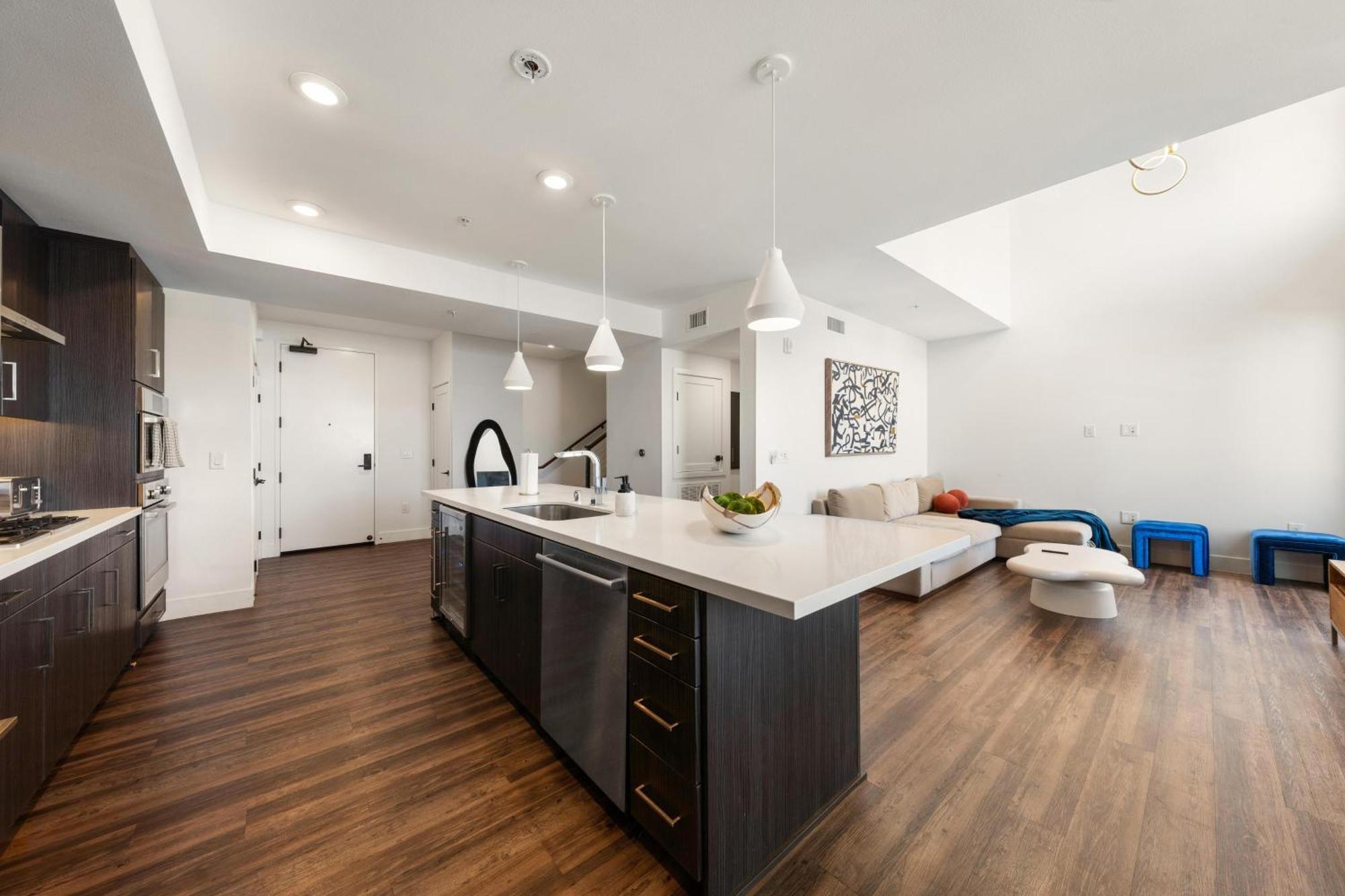 Sky-high Elegance Waterfront Penthouse 4 Beds Apartamento Los Ángeles
